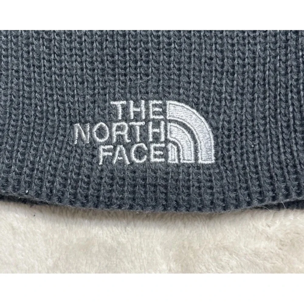 The North Face Unisex Gray Beanie Hat Cap One Size Ribbed Knit
